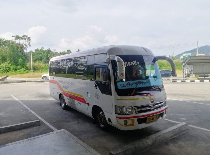 เว็บรวมข้อมูลเส้นทางรถตู้ รถมินิบัส รถทัวร์ เรือเฟอรี่ทั่วประเทศไทย