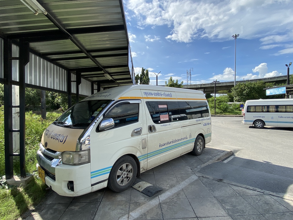 ข้อมูลรถตู้ มินิบัส รังสิต - กบินทร์บุรี | ปราจีนบุรี ประจันตคาม นาดี